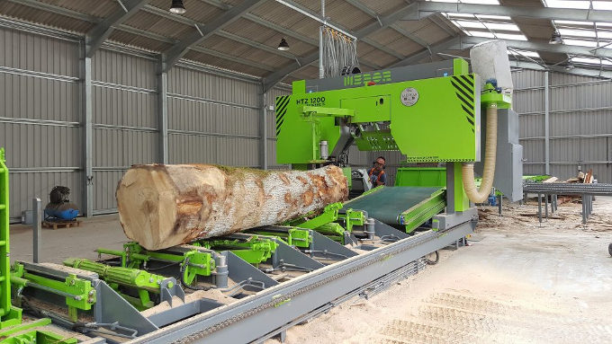 Horizontal Mebor HTZ1200 Extreme Bandsaw in use at the sawmill